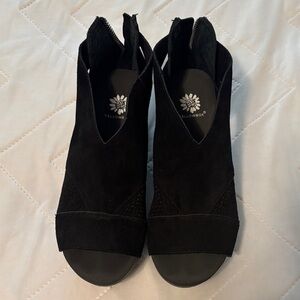 Yellow Box Black Heeled Boots